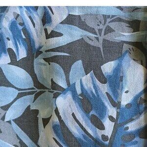 Vntg TOMMY BAHAMA Hawaiian Men's Silk Shirt XXL BLUE & GRAY floral